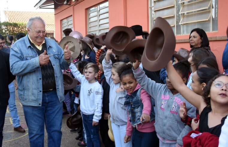 Queima do Alho na Rede Municipal de Ensino celebra a cultura do Peão Boiadeiro