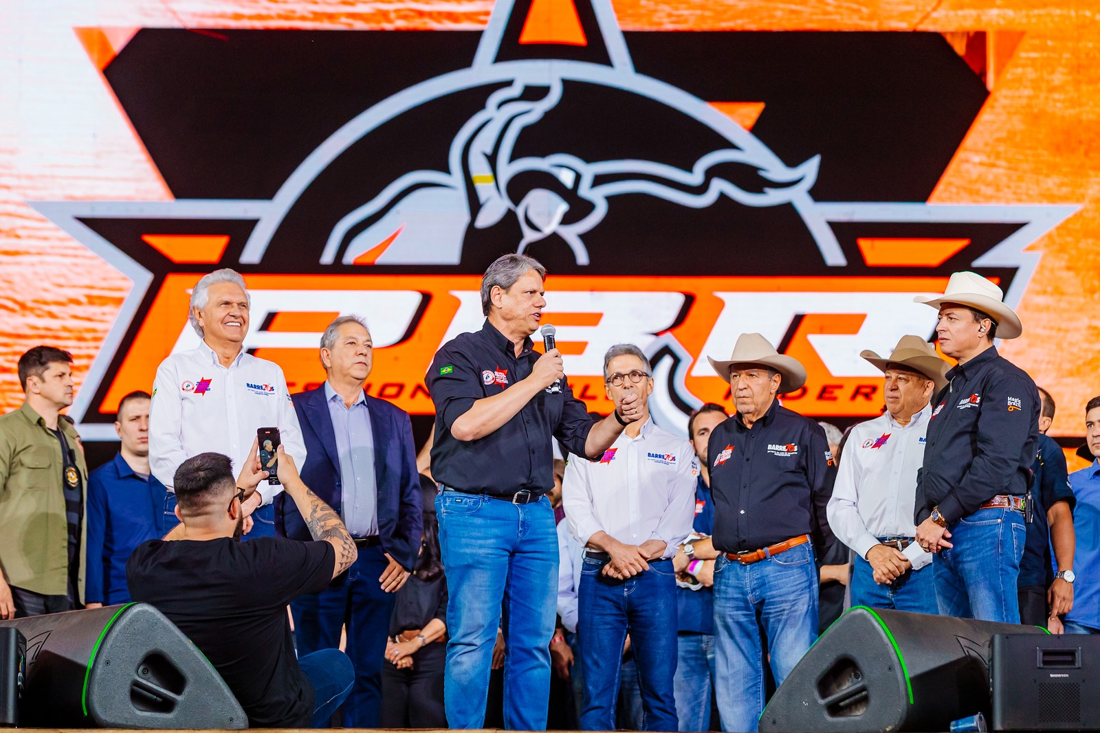 Governadores participam da Festa de Barretos e Tarcísio de Freitas anuncia investimentos na cidade