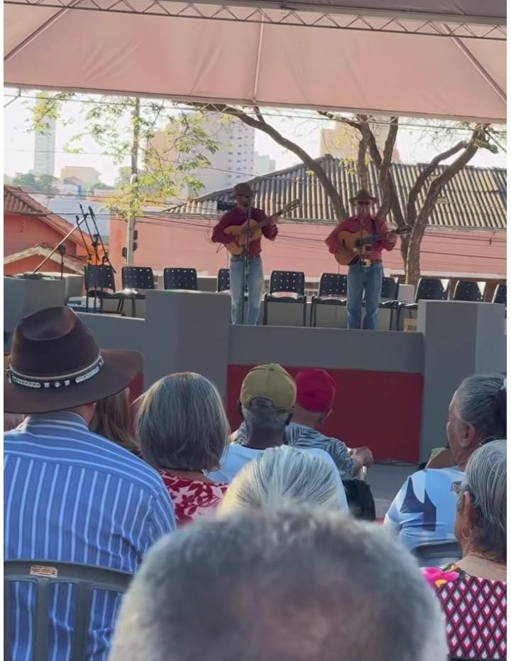 Comemorações dos 171 anos foi realizada na Praça da Estação