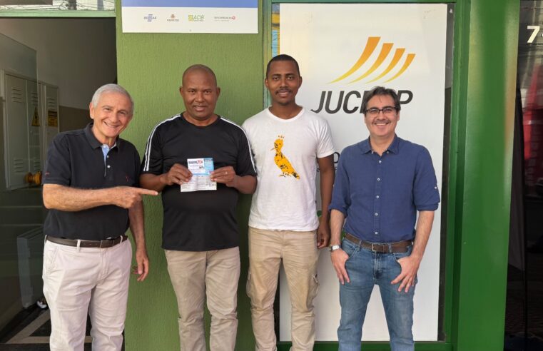 Agnaldo Marques dos Santos é o ganhador da moto 0 km na promoção do comércio de Barretos