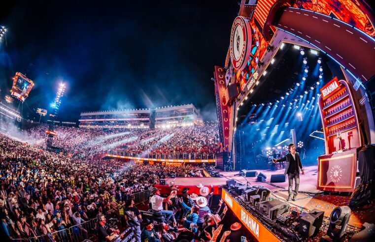 Chitãozinho & Xororó, Leonardo, Jiraya Uai e Maiara & Maraisa marcam a última sexta-feira da 70ª Festa do Peão de Barretos