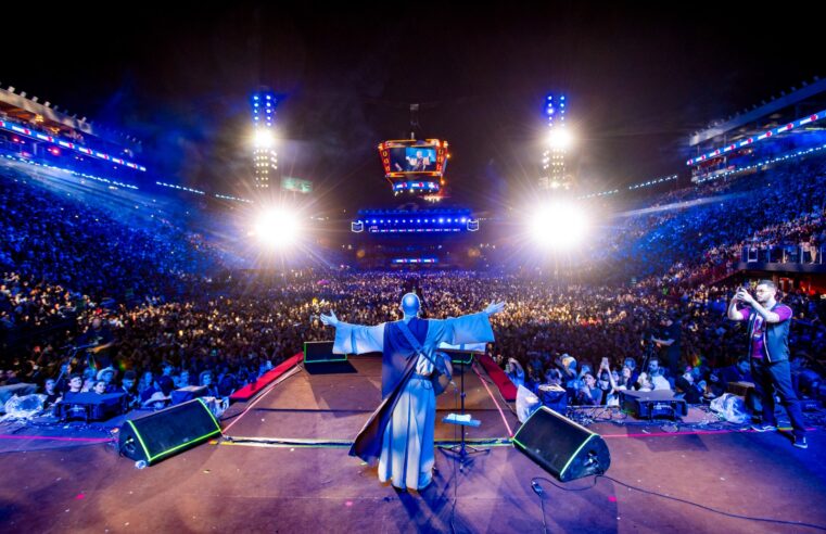 Em noite histórica com Frei Gilson, Festa do Peão de Barretos recebe mais de 60 mil pessoas