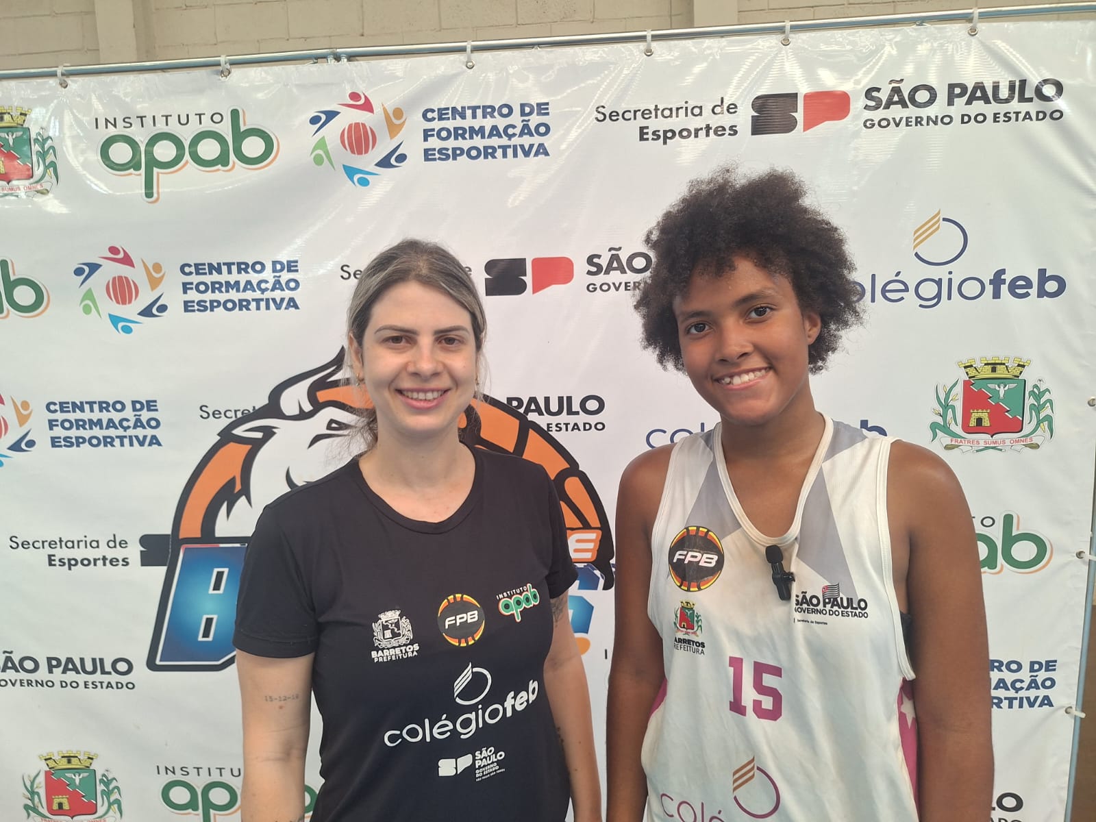 Jogadora Isabela destaca apoio da torcida em jogos do Colégio FEB/APAB Barretos