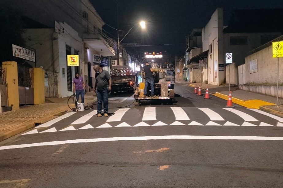 Prefeitura de Barretos reforça sinalização de solo em frente à Abavin