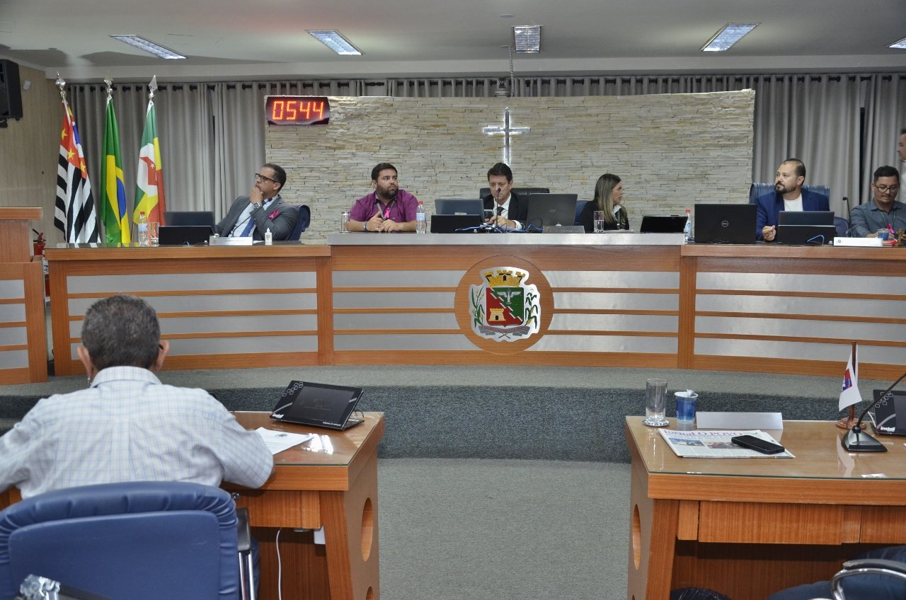 Câmara aprova lei que vincula Bombeiro Civil à Defesa Civil