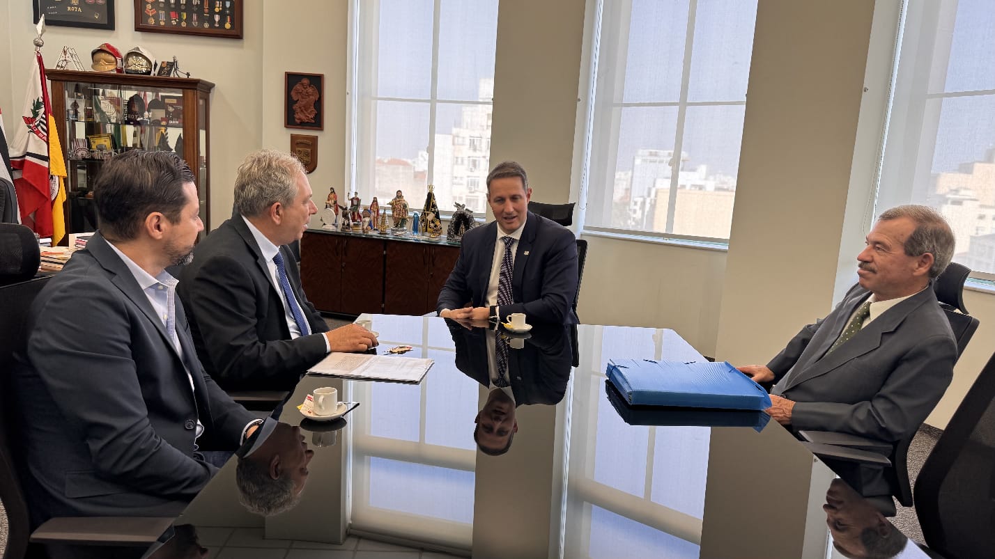 Autoridades de Barretos apresentam projeto da Central de Polícia Judiciária ao secretário de Segurança Pública de SP