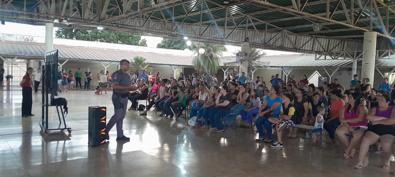 Policiais da 4ª Cia realizam palestras de conscientização sobre crimes sexuais