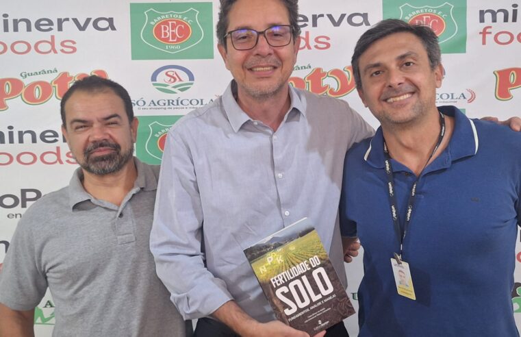 BEC e UNIFEB firmam parceria para recuperar gramado do estádio Fortaleza