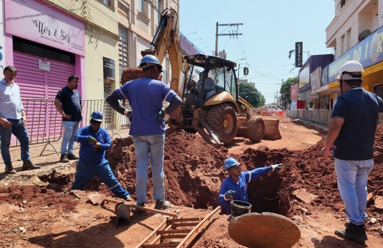 Modernização da Avenida 17 avança com substituição total da rede de água e esgoto