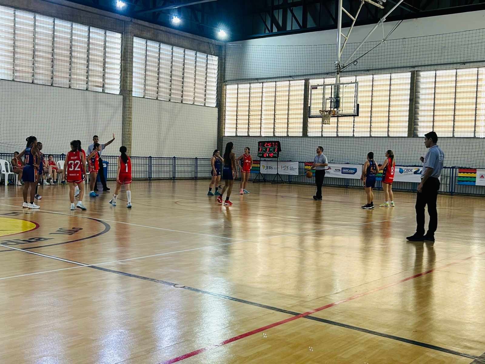Meninas do Colégio FEB/APAB Barretos vencem e estão na semifinal dos Jogos Escolares Brasileiro