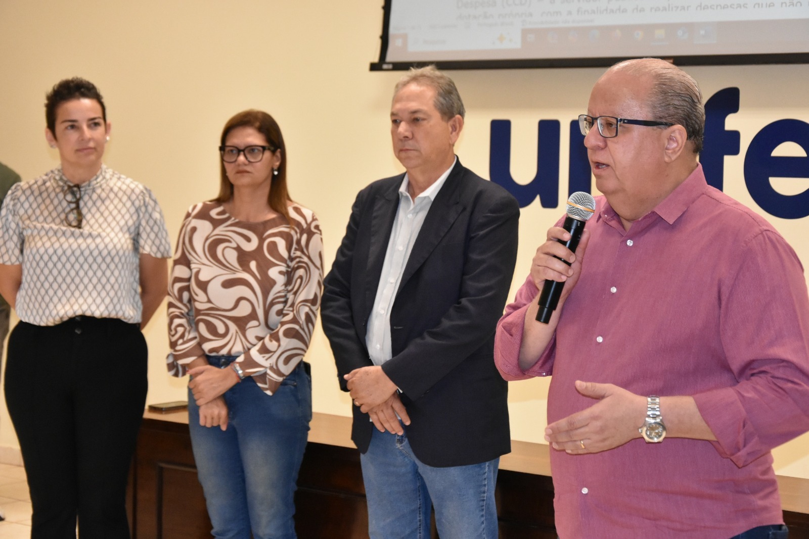 Servidores da Prefeitura de Barretos, SAAE e IPMB participam de capacitação sobre fundamentos legais para concessão de diárias e adiantamentos