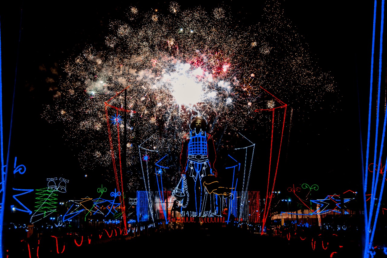 Decoração de Natal e Papai Noel será inaugurada hoje no Parque do Peão