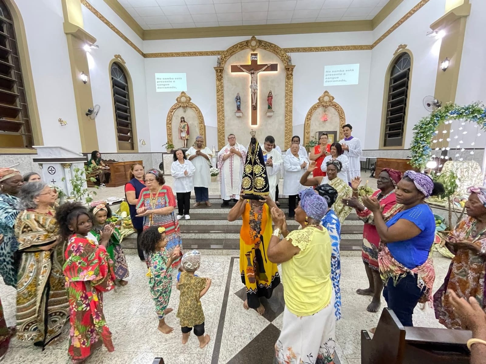Missa Afro é celebrada na Paróquia do Bom Jesus