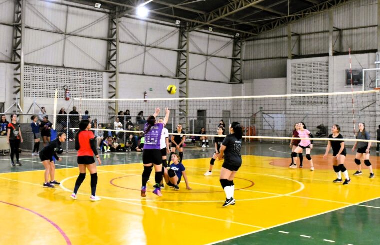 Cemepe do bairro Christiano Carvalho recebe 2º Torneio Interno de Voleibol