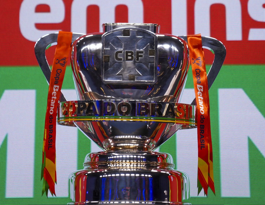 Corinthians e Vasco empatam no primeiro jogo da final da Copa do Brasil
