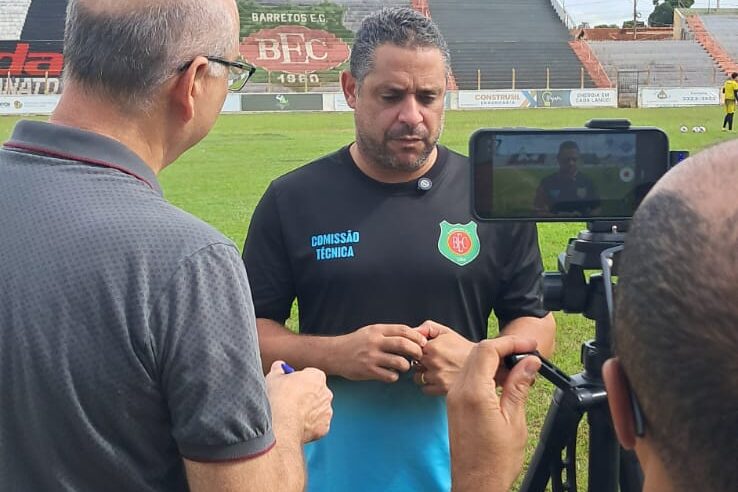 Diretoria do Touro do Vale apresenta elenco e comissão técnica  da Série A4