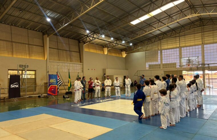 Judoca paralímpico Antônio Tenório participa de evento do Circuito Sesc de Esportes em Barretos