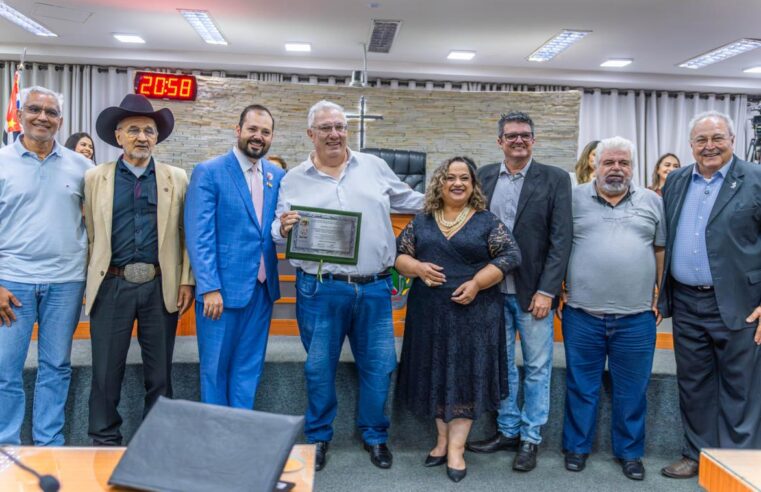 Jerônimo Muzeti é homenageado com o Diploma Cultural “Adonias Garcia”