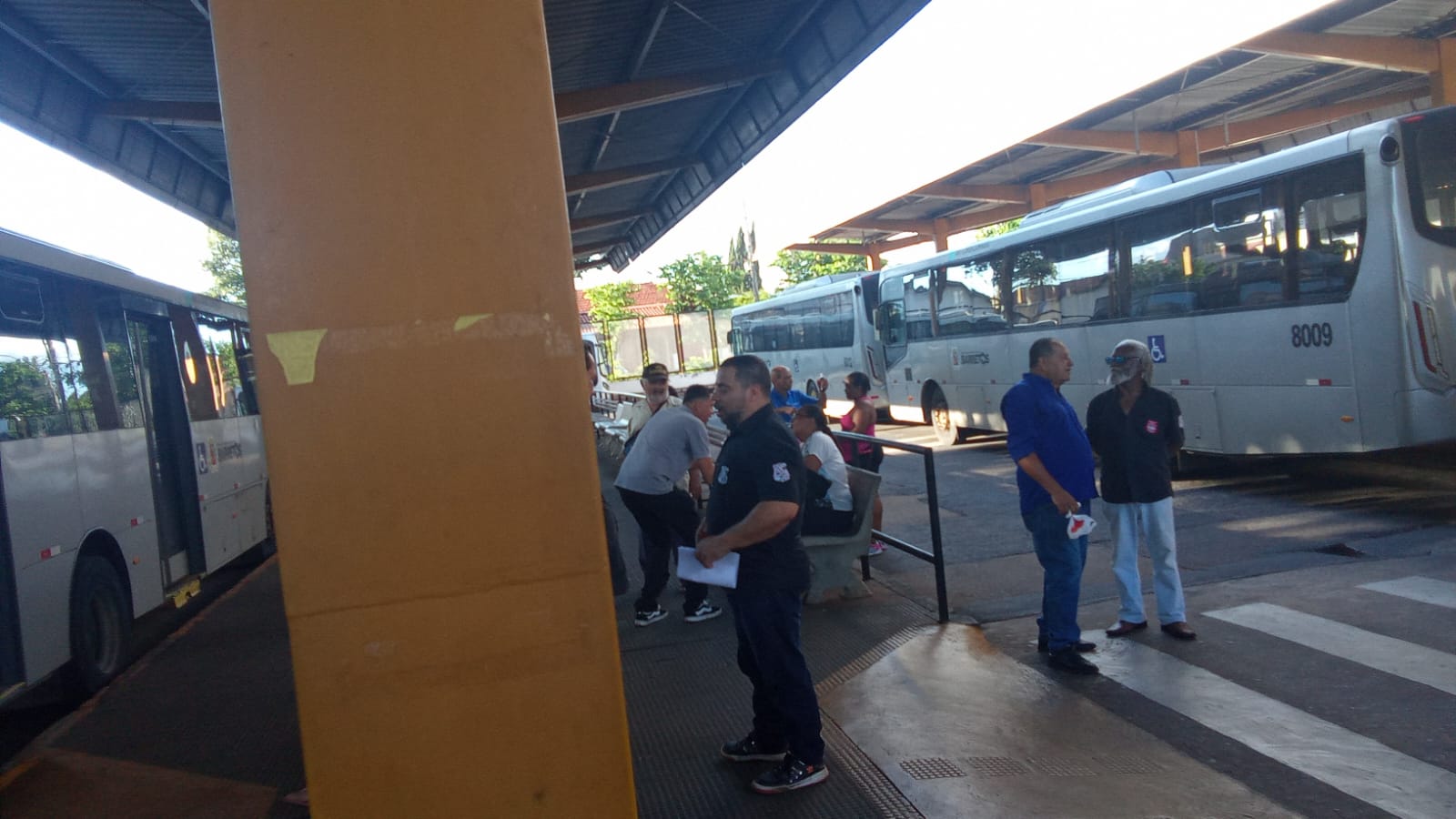 Transporte Coletivo entra em greve com 70% da demanda nos horários de pico