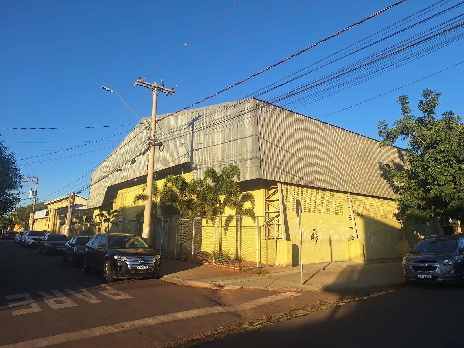 Basquete retoma treinos no Cemep América 