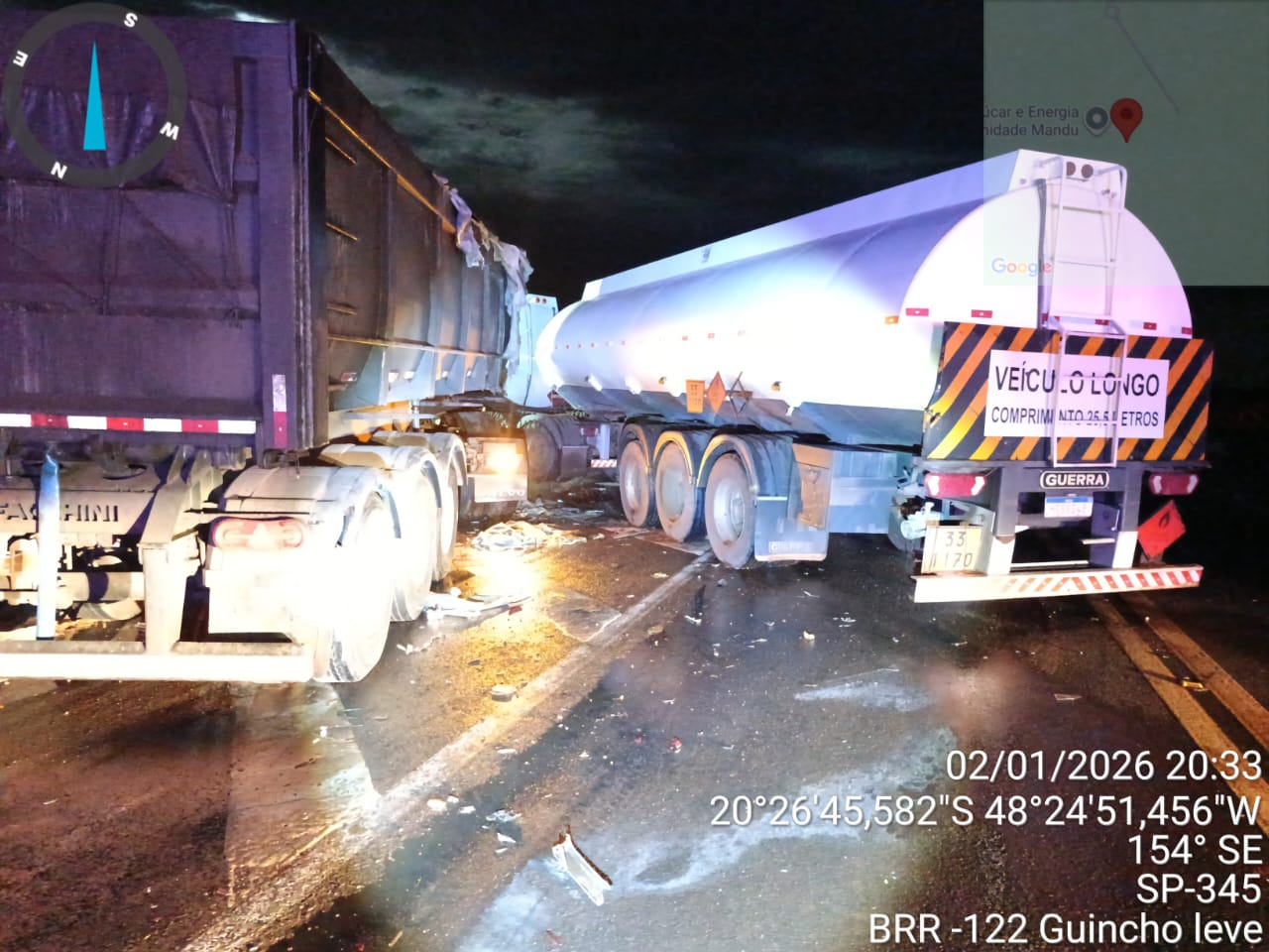 Carretas se envolvem em grave acidente