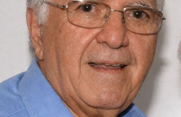 Morre médico e ex-presidente do Grêmio 