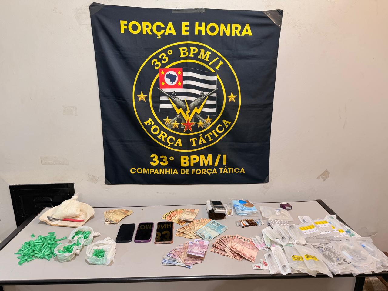 Operação prende três pelos crimes de tráfico e associação