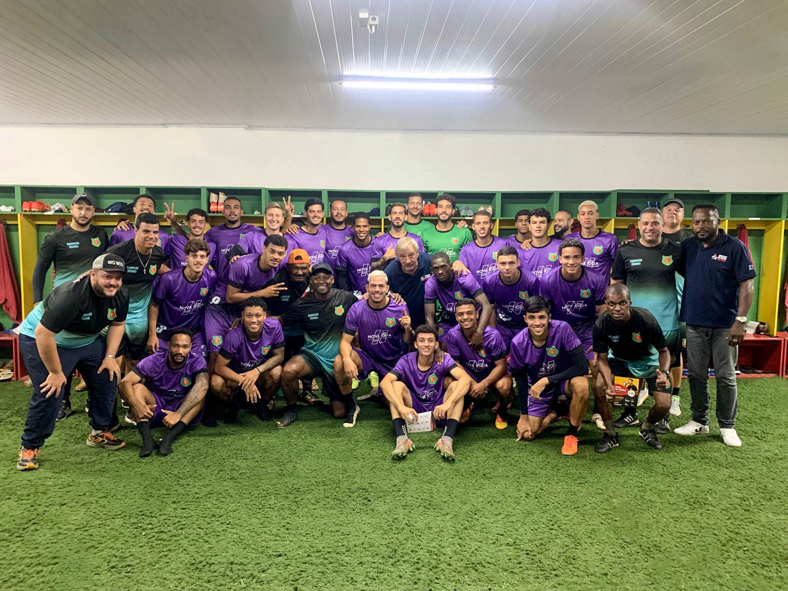 Sindicato de Atletas de São Paulo realiza palestra ao elenco do Barretos Esporte Clube