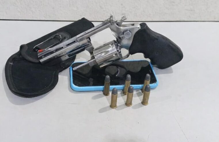 PM faz apreensão de arma de fogo no Derby Club