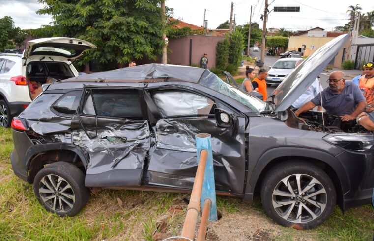 SAMU socorre condutora ferida em acidente