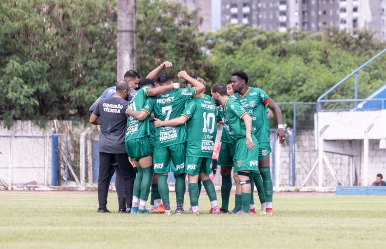 BEC e VOCEM de Assis jogam nesta quarta no estádio Fortaleza