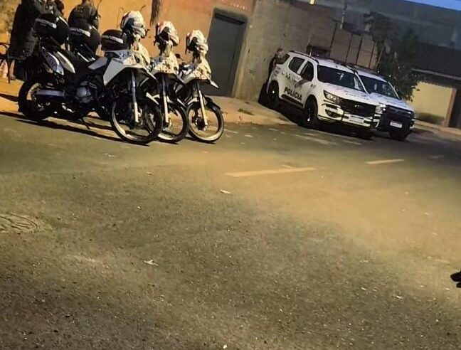 PM prende duas mulheres traficando com carrinho de bebê