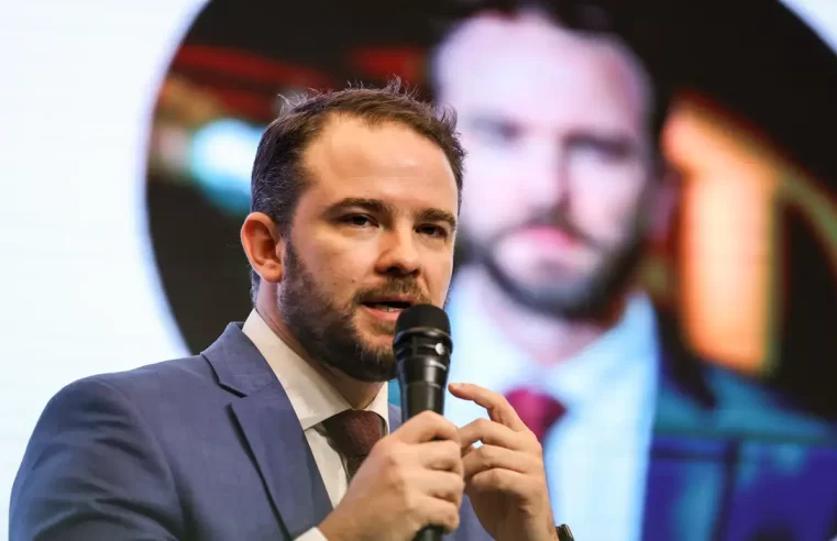 Lula confirma Dario Durigan na Fazenda, após saída de Haddad