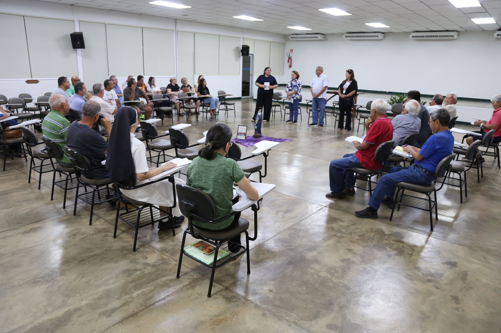 Organização do 38º Arraial da Alegria realiza reunião com líderes de equipes e reforça espírito de fé e união