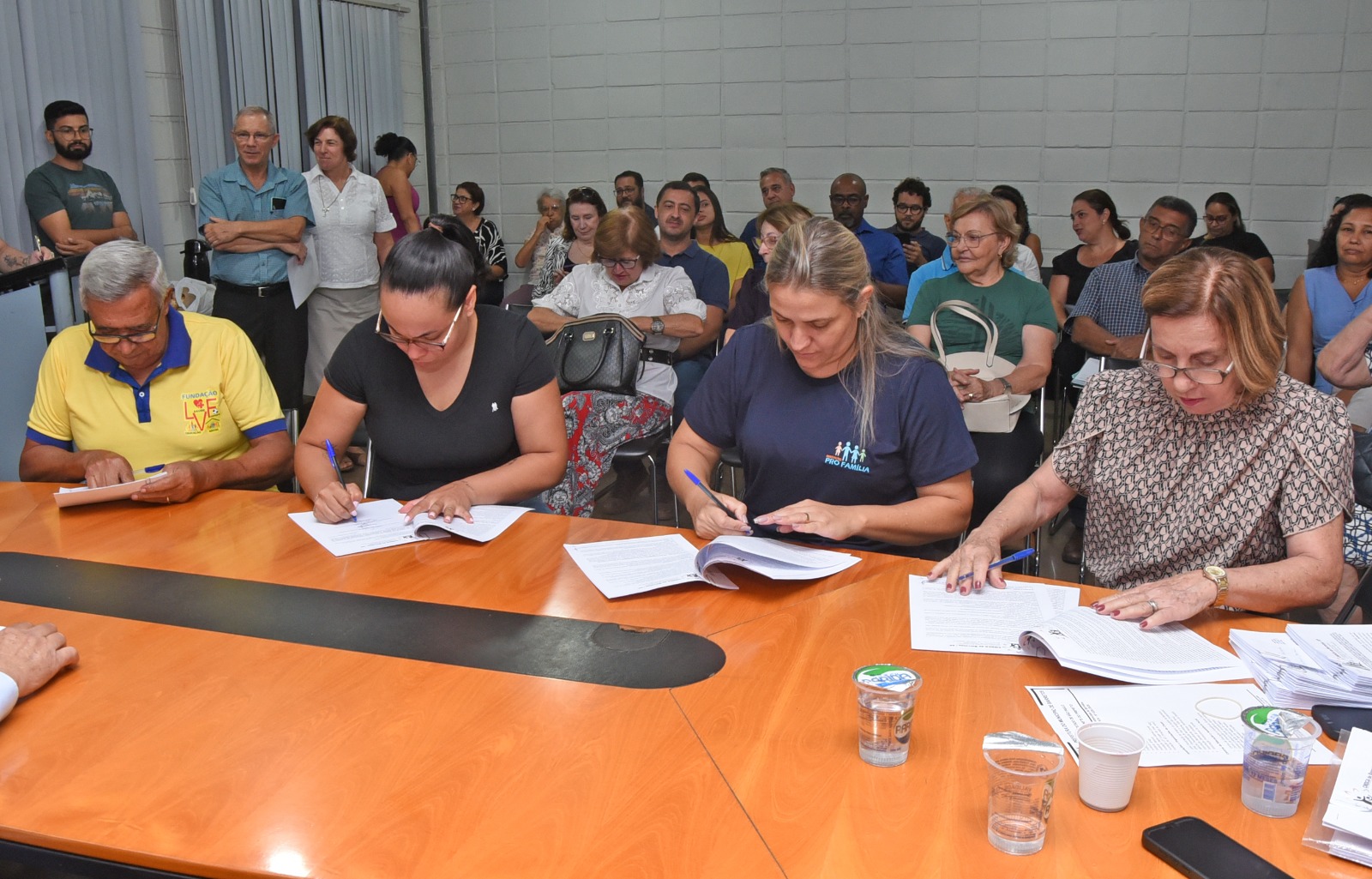 Prefeitura de Barretos assina Termos de Fomento para repasse de recursos a entidades que desenvolvem projetos voltados a crianças e adolescentes