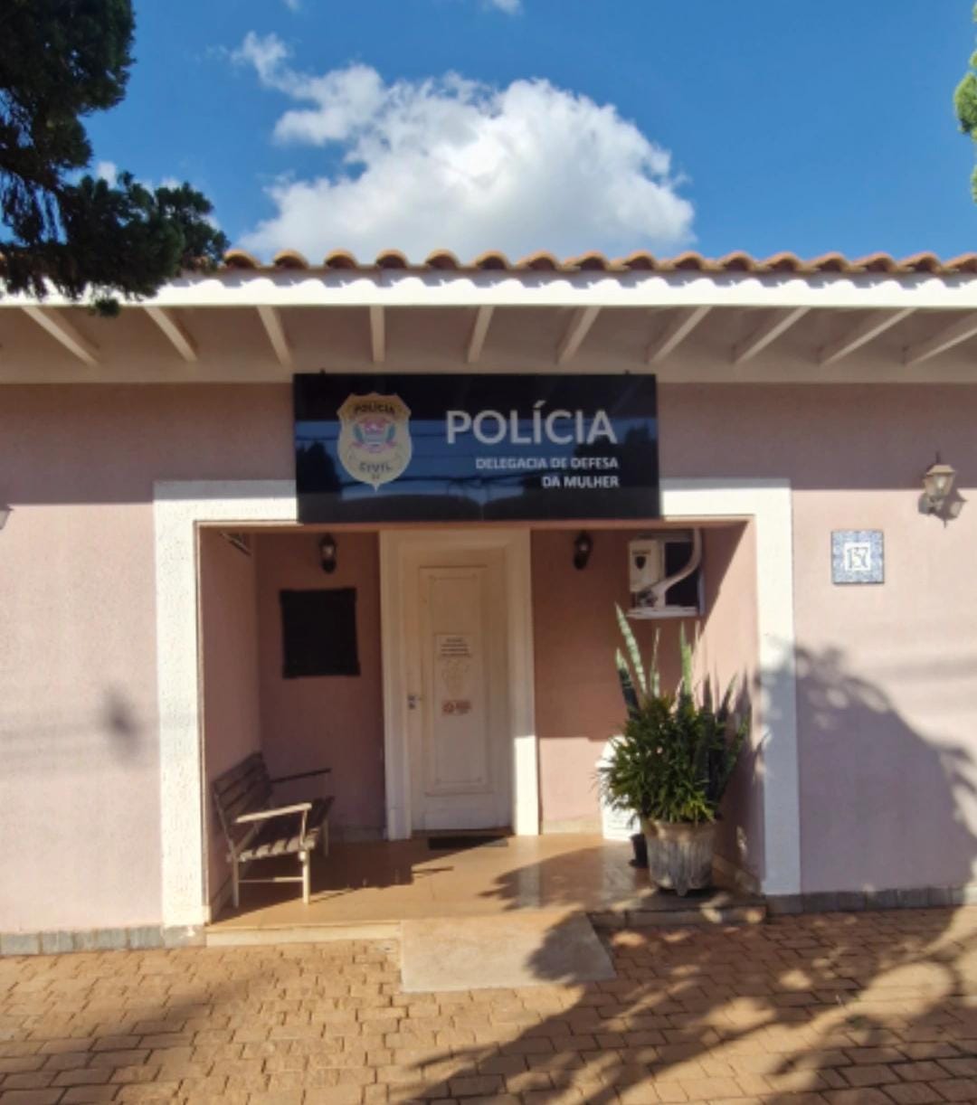 Homem é preso em flagrante por ameaçar a própria mãe