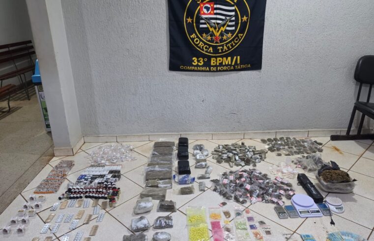 PM prende três por tráfico de drogas e associação criminosa com mais de 15kg de drogas