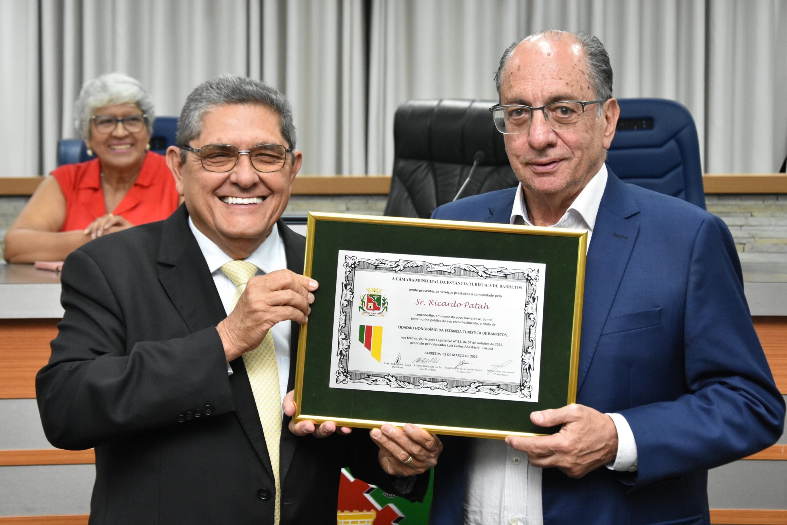 Câmara entrega título de Cidadão Honorário de Barretos