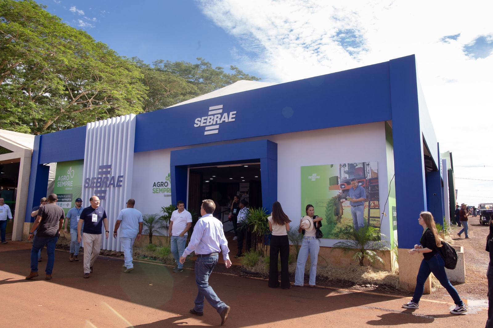 Missão do Sebrae-SP leva produtores rurais da região de Barretos para a Agrishow 2026