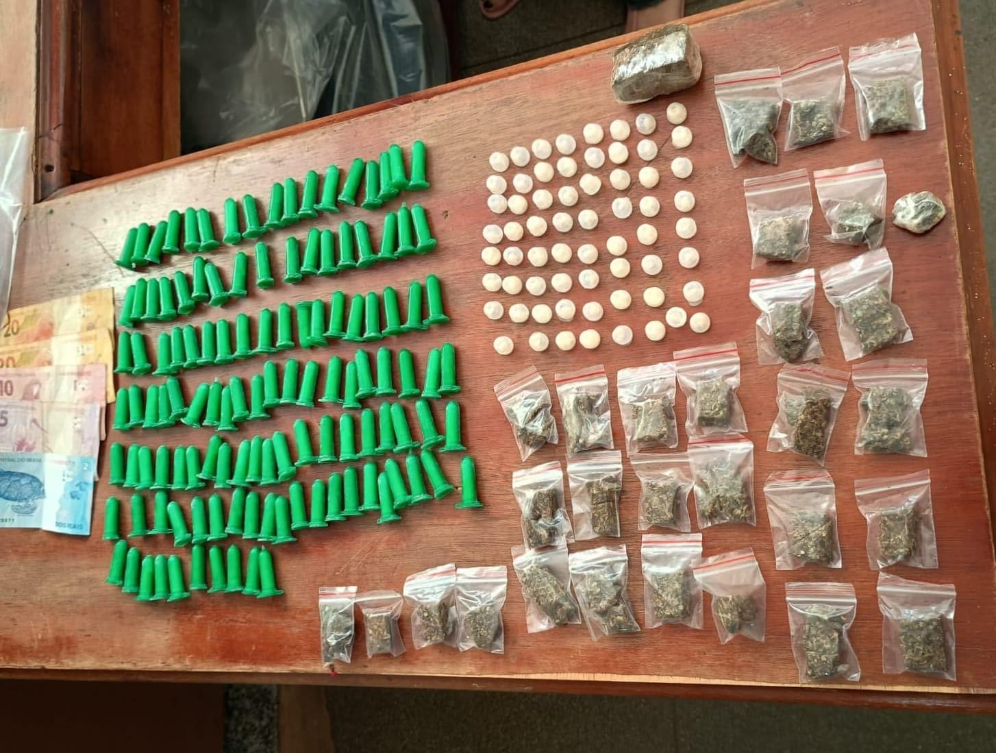 Polícia Militar apreende menor por ato infracional análogo ao tráfico de drogas em Colina