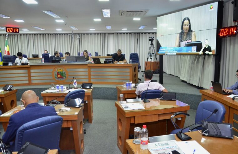 Vereadora assume função de 1ª secretária da Câmara Municipal