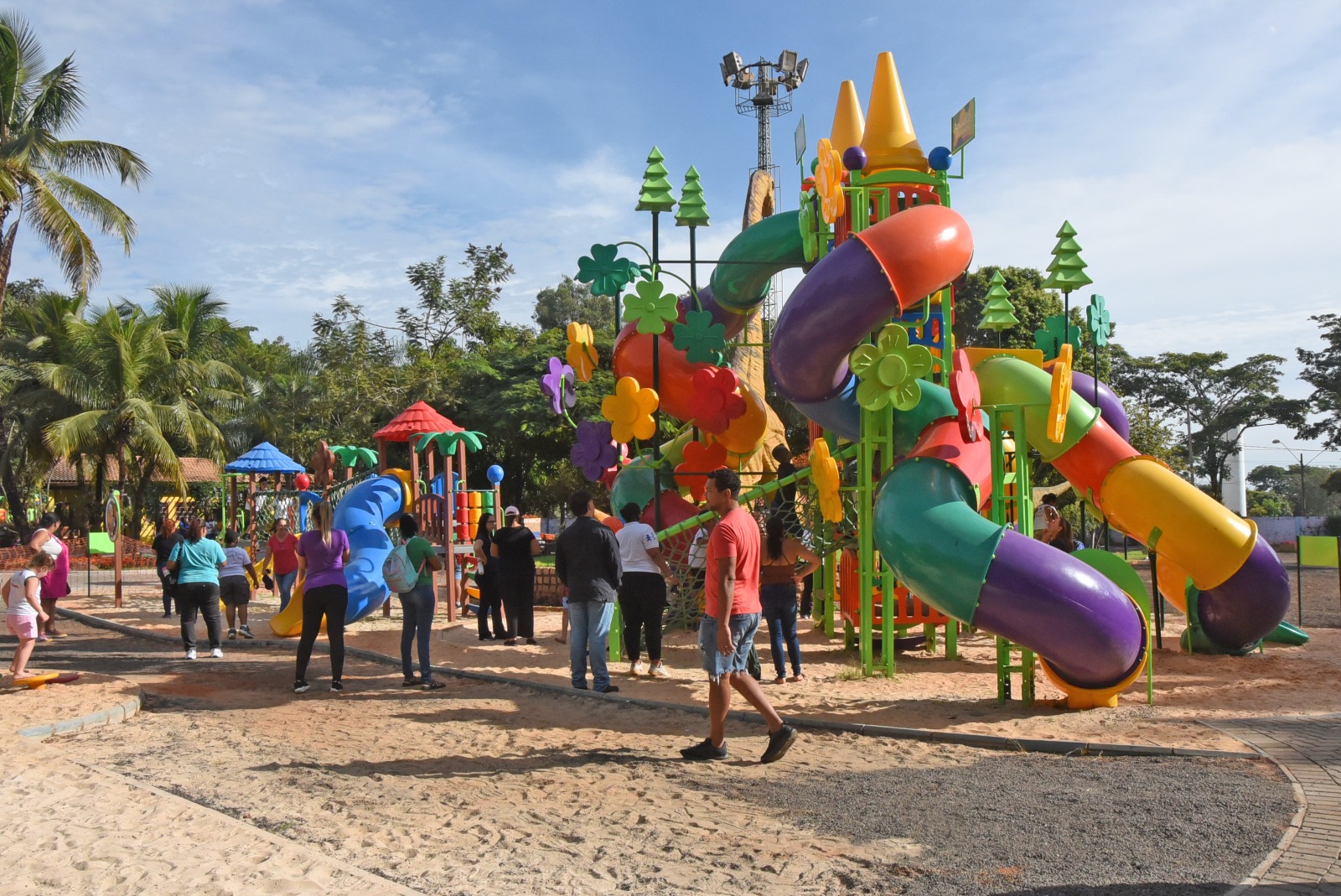 Alunos da Rede Municipal de Ensino celebram a inclusão no Rancho do Peãozinho