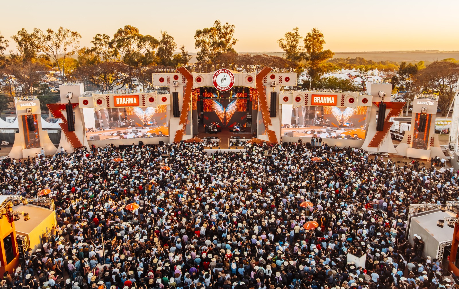 Palco Amanhecer é destaque na programação musical dos dias 24 e 25 do Barretão