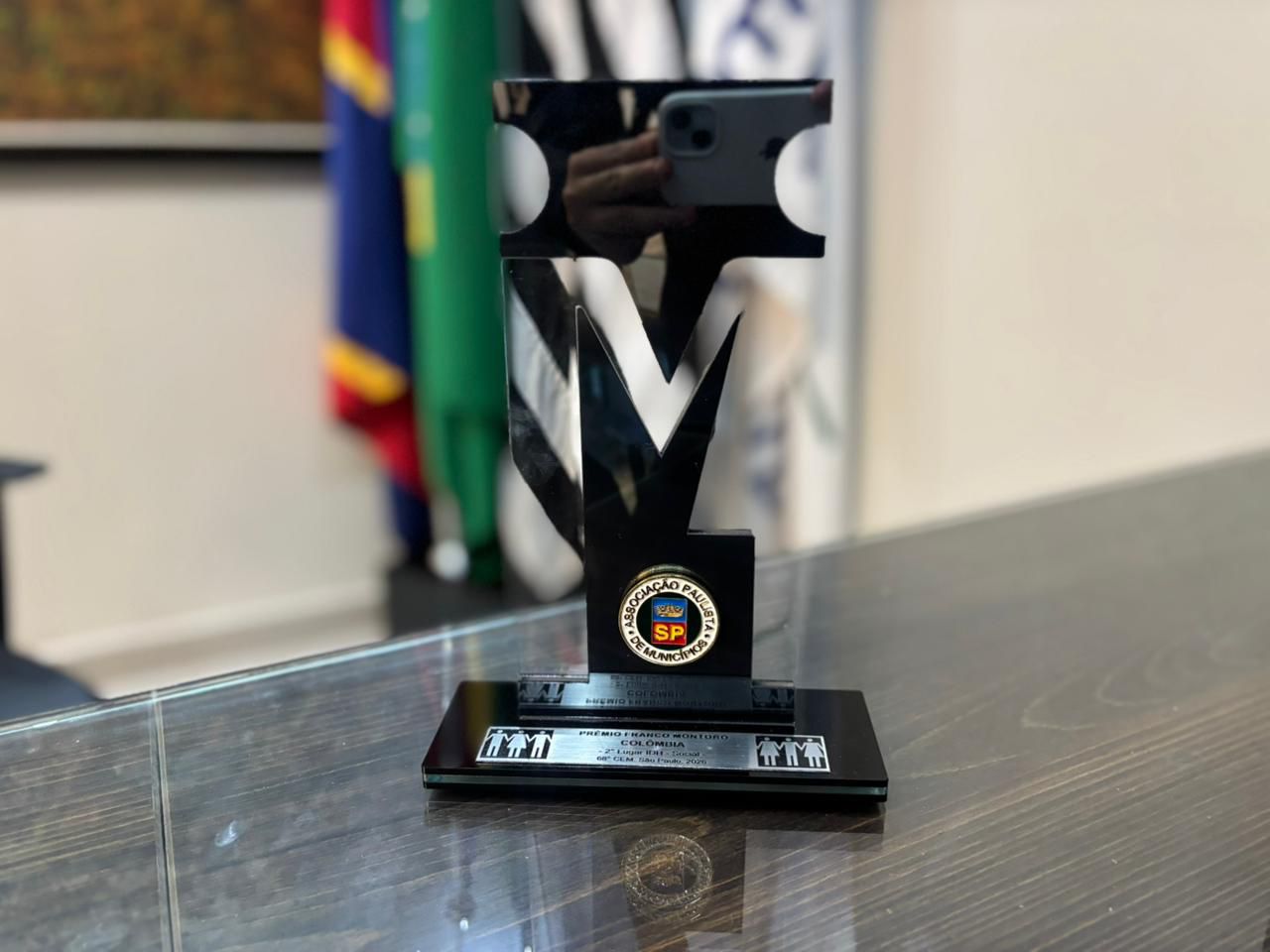 Colômbia conquista 2º lugar em gestão social no Prêmio Governador Franco Montoro