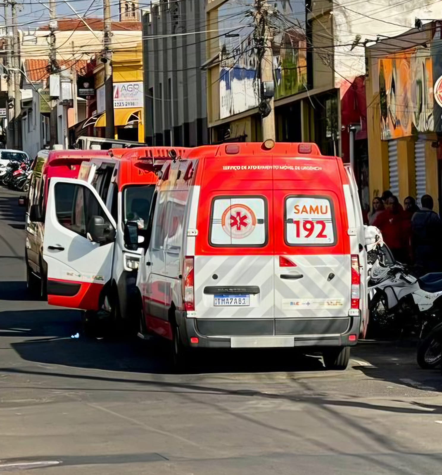 Polícia apura morte suspeita em comércio de bebidas