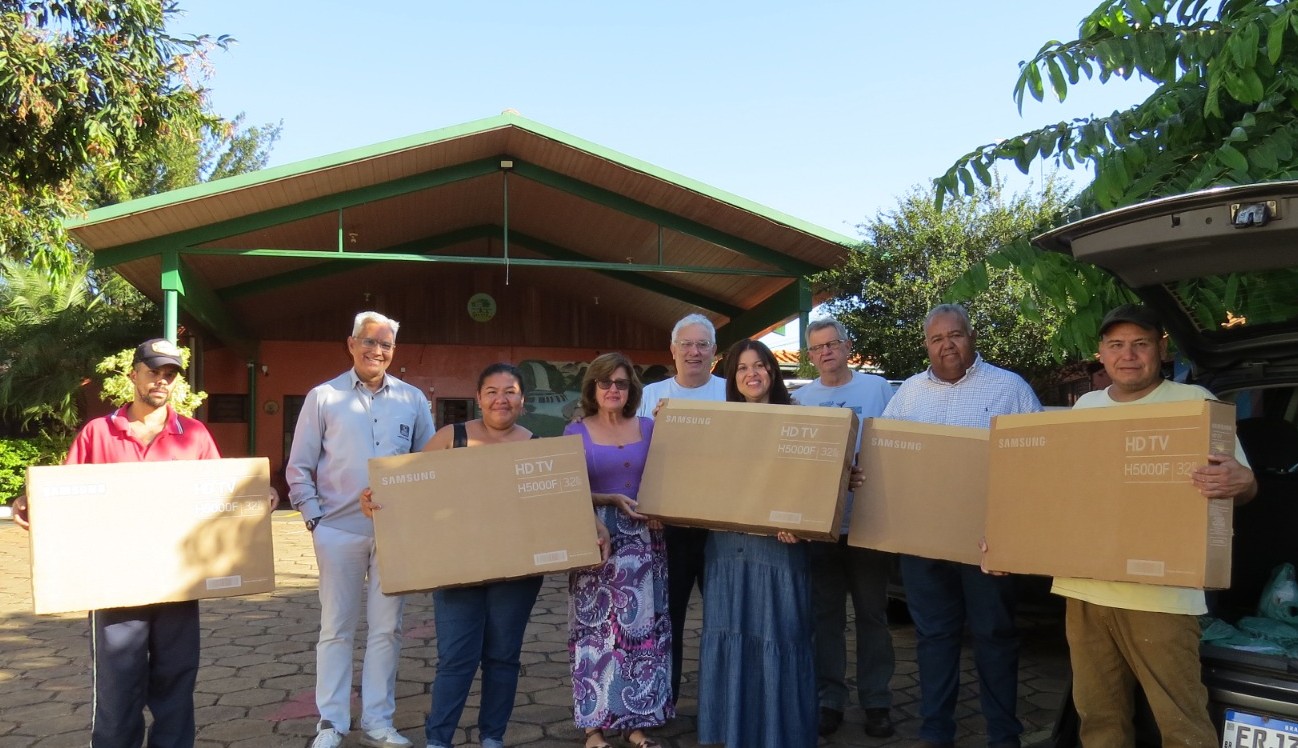 Associação Os Independentes realiza nova entrega de doações para Casa Vovô Antônio
