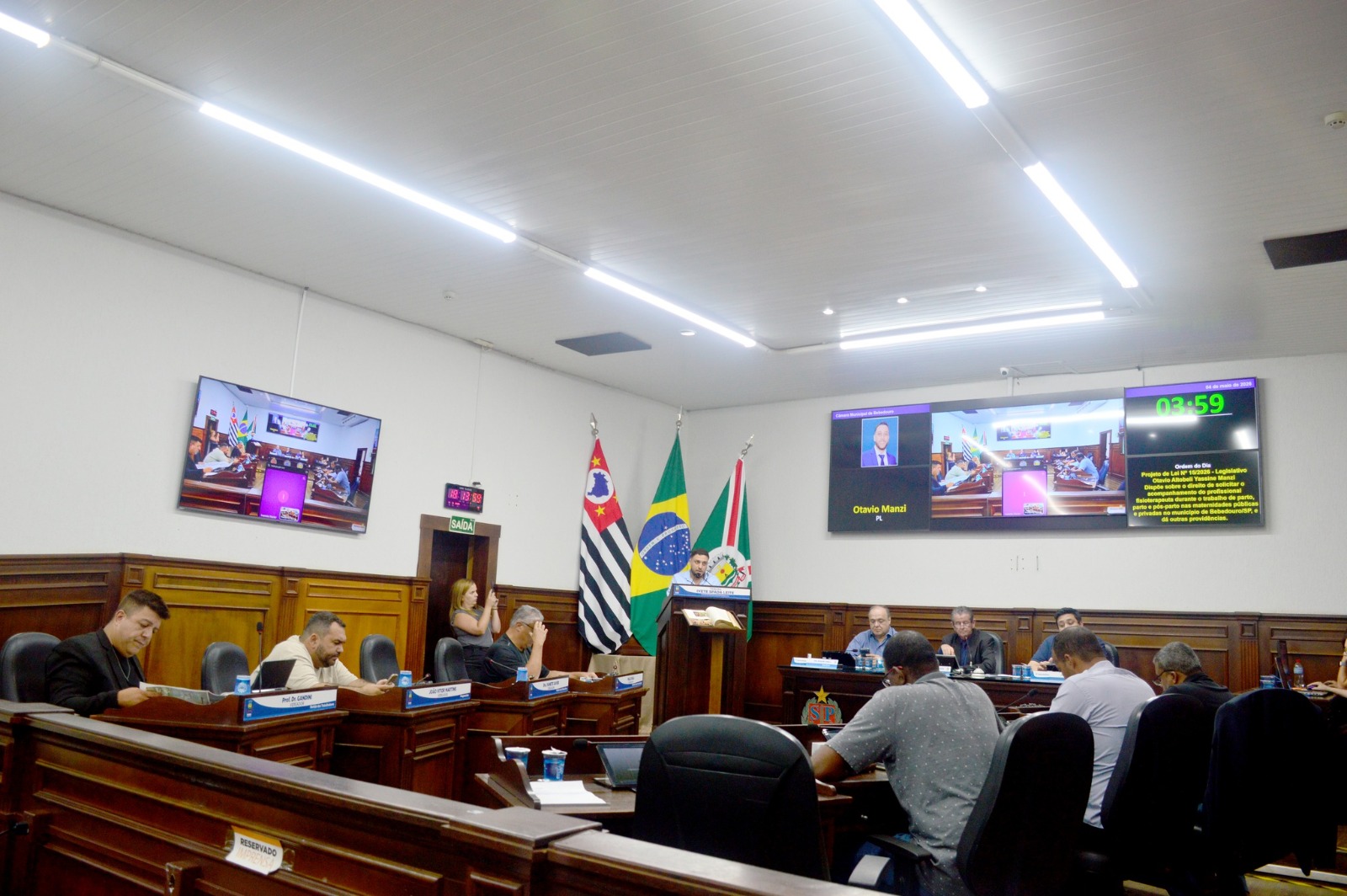 Entenda o PL 15/2026: Gestantes poderão contratar fisioterapeutas para o parto em hospitais públicos e privados