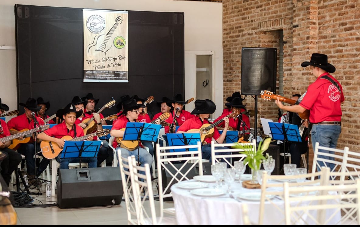 Quarta edição do Arraiá Mio Di Bom tem início nesta quarta-feira ao som da Orquestra dos Violeiros