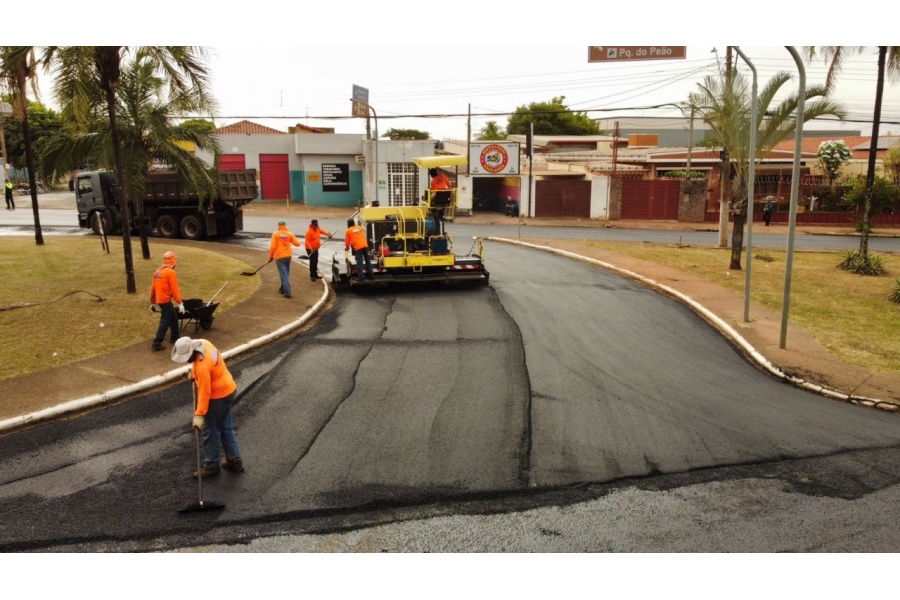 Prefeitura de Barretos inicia nova etapa de recape asfáltico em Barretos com mais de 160 quarteirões