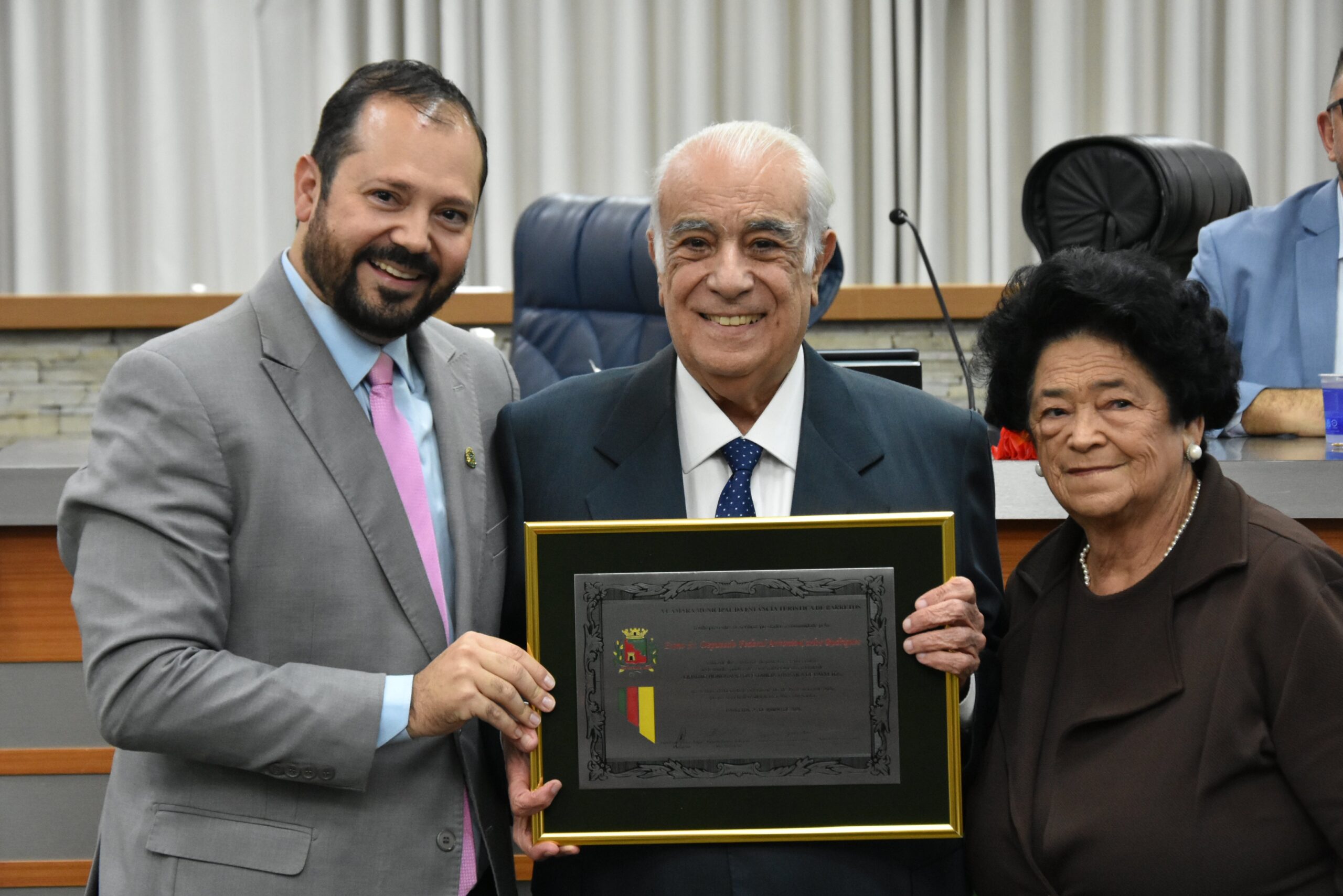 Deputado Antônio Rodrigues recebe título de Cidadão Honorário de Barretos